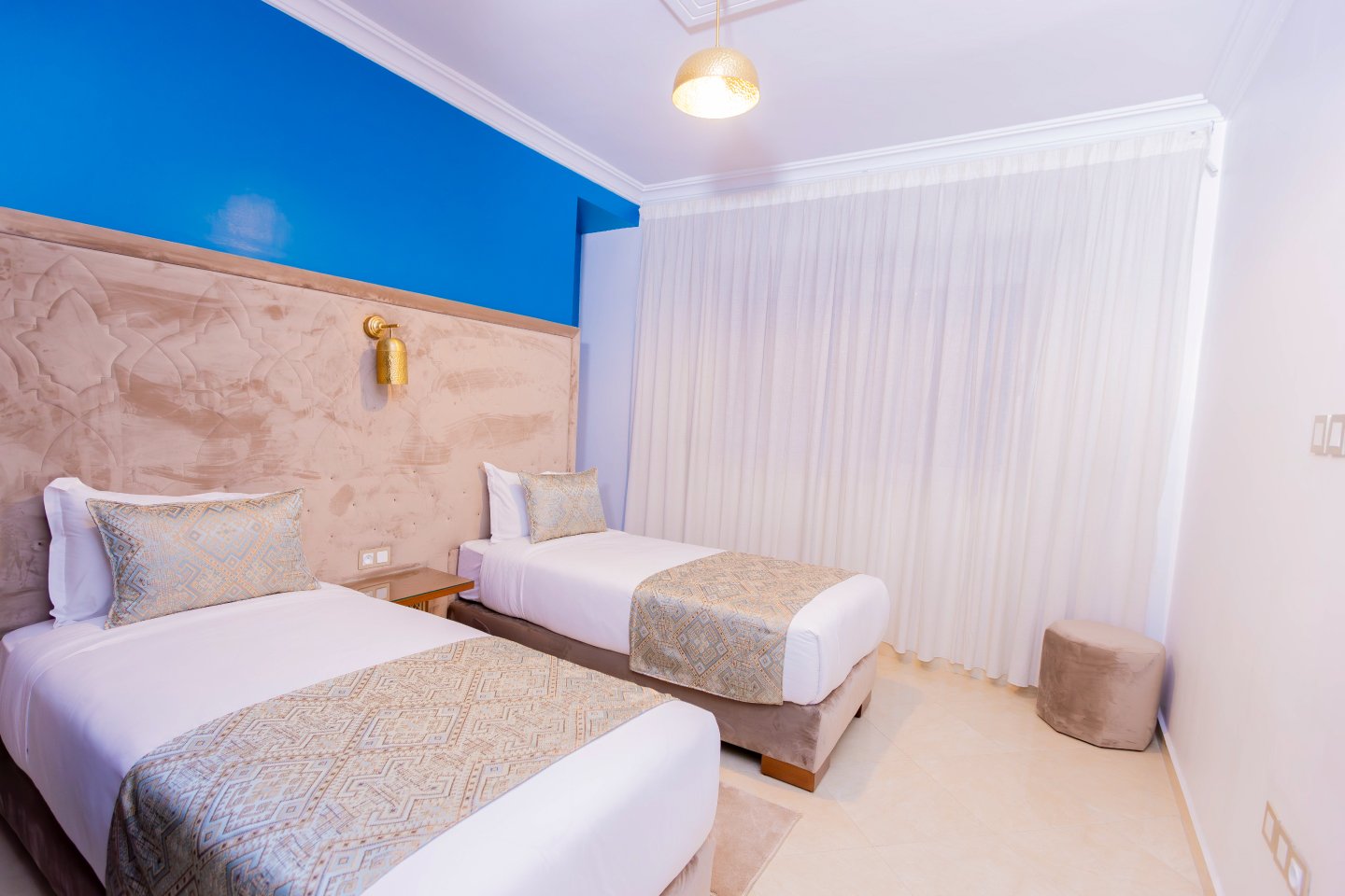 LUXURY APPARTMENT