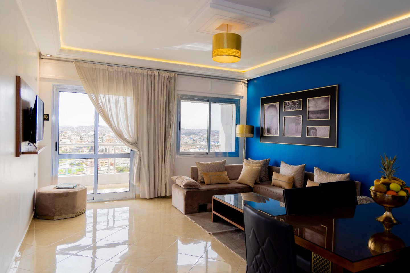LUXURY APPARTMENT